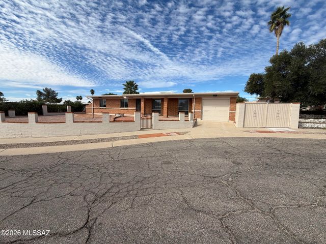 2022 S Faye Place, Tucson, AZ 85748