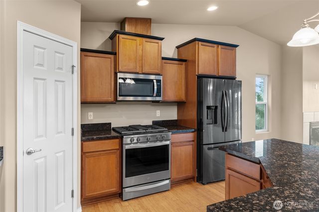 231 E Linda Vista Court, Union, WA 98592