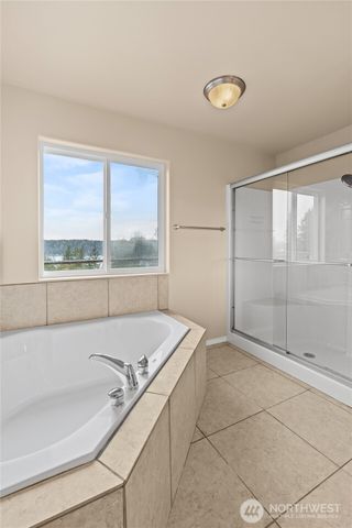 231 E Linda Vista Court, Union, WA 98592