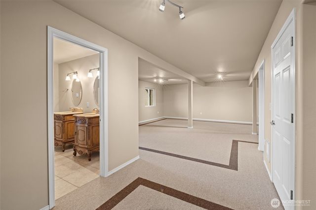 231 E Linda Vista Court, Union, WA 98592