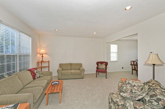196 Cranberry Court, Melville, NY 11747