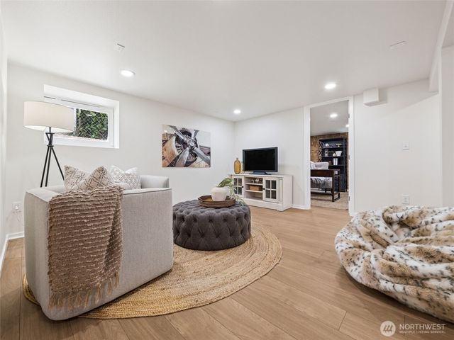 908 N K Street, Tacoma, WA 98403