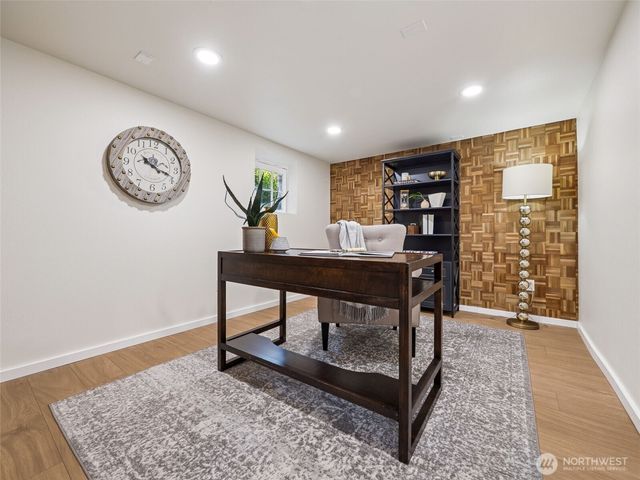 908 N K Street, Tacoma, WA 98403