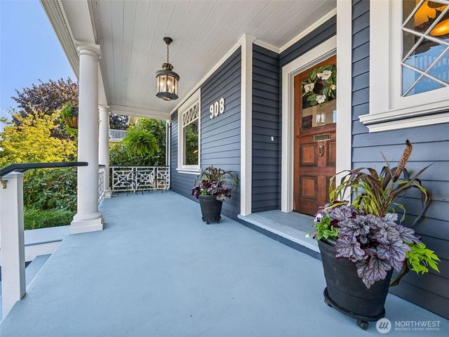 908 N K Street, Tacoma, WA 98403