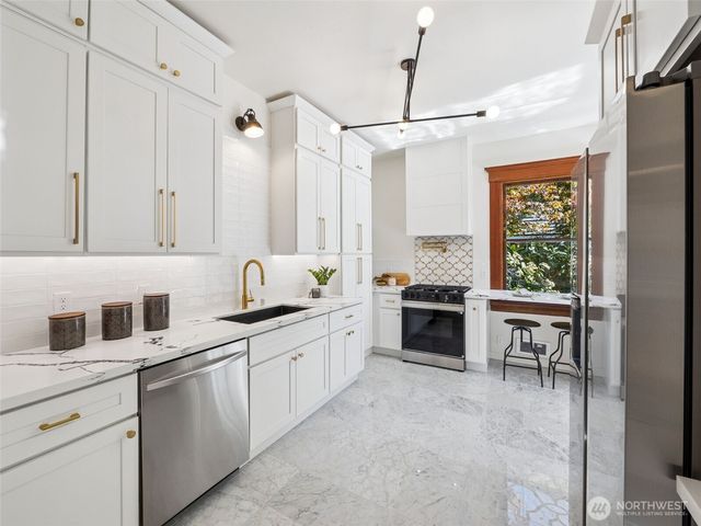 908 N K Street, Tacoma, WA 98403