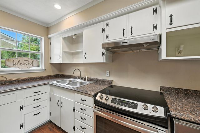 231 W Center Street, Duncanville, TX 75116