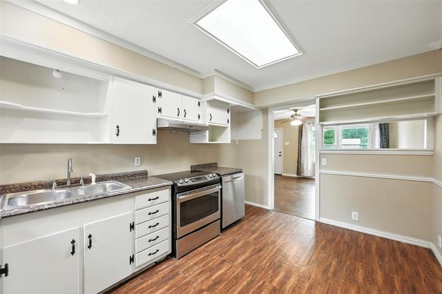 231 W Center Street, Duncanville, TX 75116