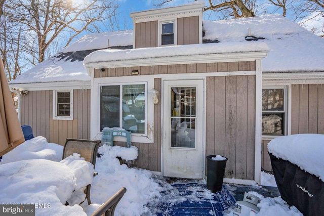 62 ASTER ST, Browns Mills, NJ 08015