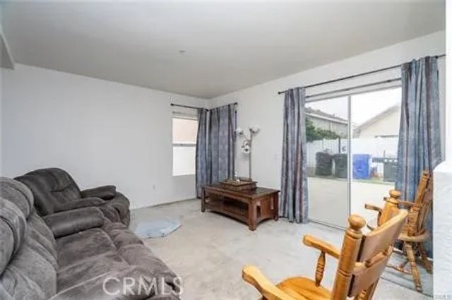 8082 Milan Court, Fontana, CA 92336