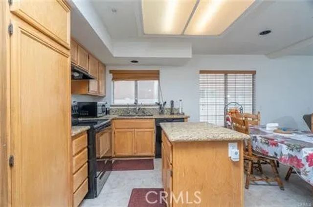 8082 Milan Court, Fontana, CA 92336