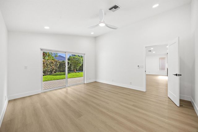 5141 Columbo Court, Delray Beach, FL 33484