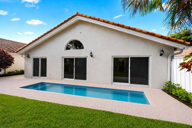 5141 Columbo Court, Delray Beach, FL 33484
