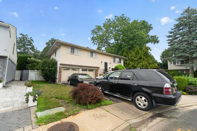 2496 Enid Court, Baldwin, NY 11510
