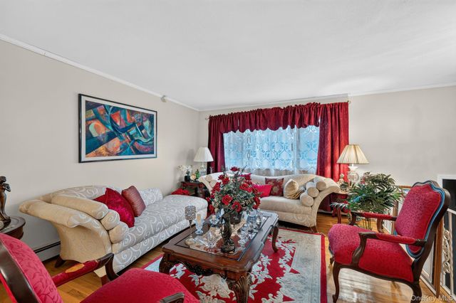 2496 Enid Court, Baldwin, NY 11510