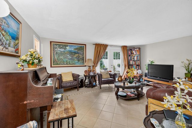 2496 Enid Court, Baldwin, NY 11510