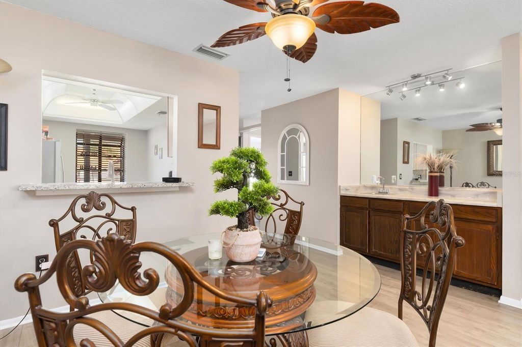 Image 10 of property listing at 754 AVENIDA ESTANCIA 160, Venice, FL 34292