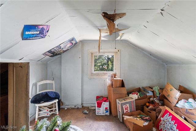 1146 Wooster Road N, Barberton, OH 44203