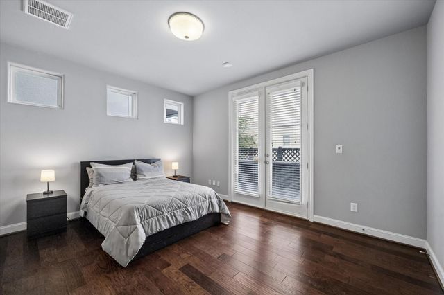 1242 W 23rd Street, Houston, TX 77008