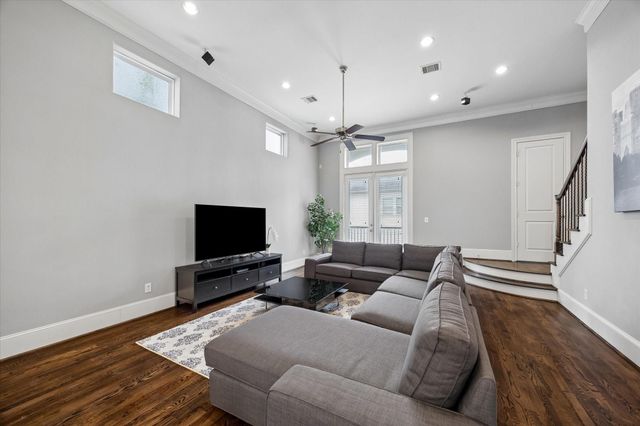 1242 W 23rd Street, Houston, TX 77008