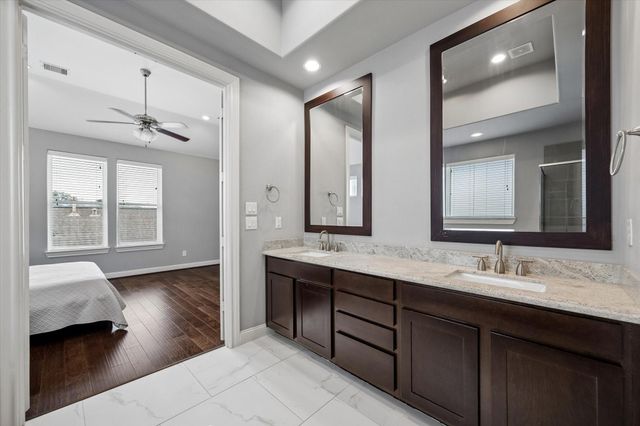 1242 W 23rd Street, Houston, TX 77008