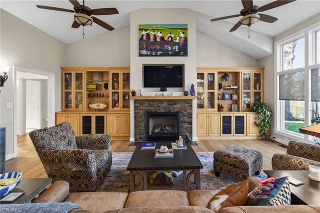 6447 Bridle WAY, Norfolk, VA 23518