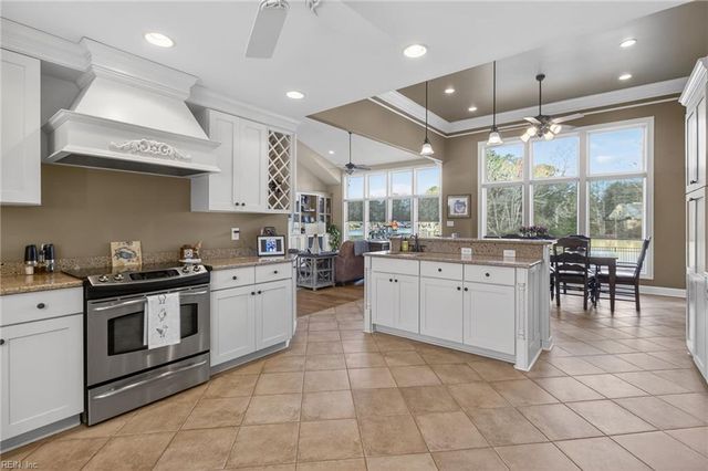 6447 Bridle WAY, Norfolk, VA 23518