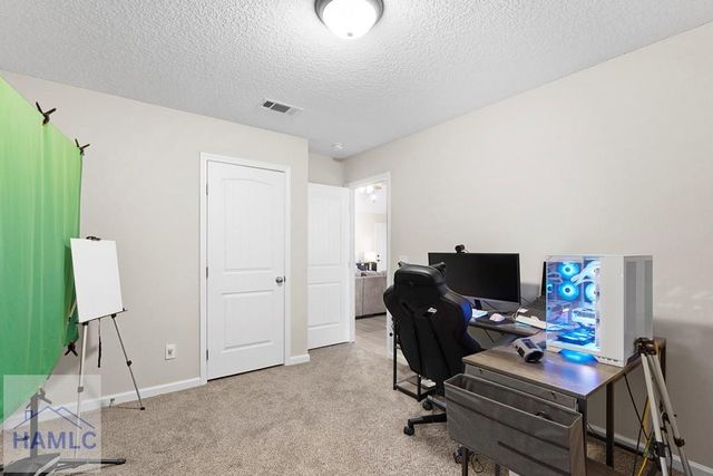 368 Whispering Pines Road, Jesup, GA 31545