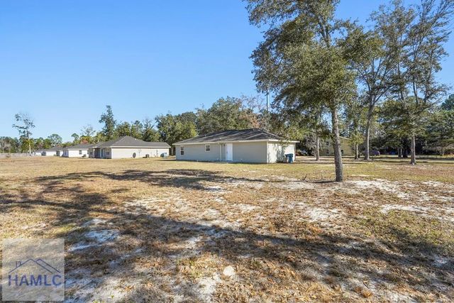 368 Whispering Pines Road, Jesup, GA 31545