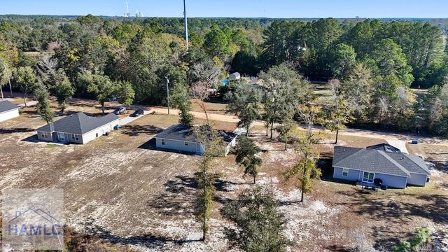 368 Whispering Pines Road, Jesup, GA 31545