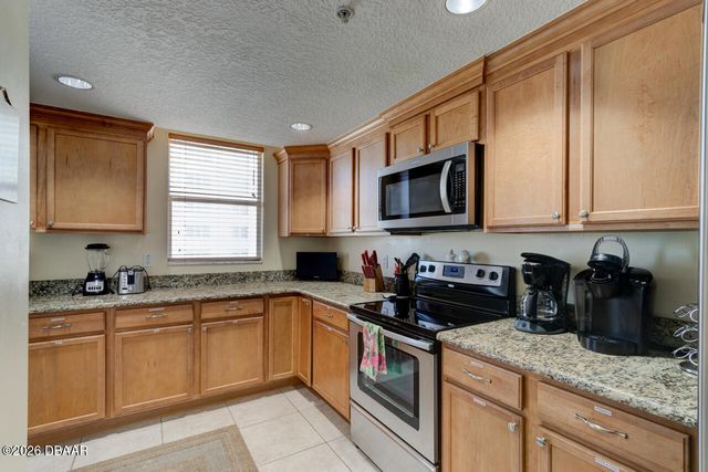 2071 S Atlantic Ave Apt 902, Daytona Beach Shores, FL 32118