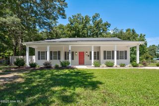 406 S Dennis Street, Enfield, NC 27823