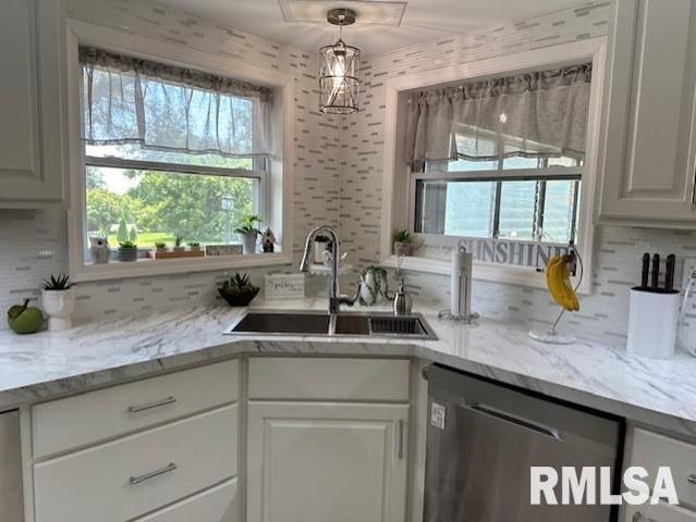 1903 MOUND Road, Jacksonville, IL 62650