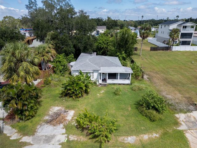 825 60TH AVENUE NE, St Petersburg, FL 33703