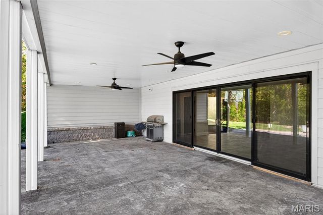 4 Lakeway Court, Defiance, MO 63341