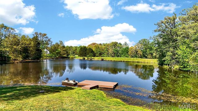 4 Lakeway Court, Defiance, MO 63341