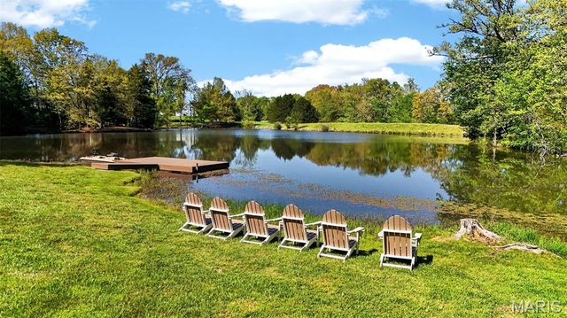 4 Lakeway Court, Defiance, MO 63341