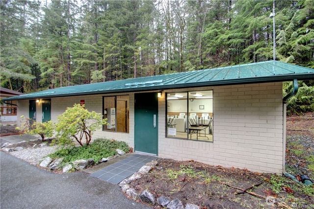 245 Schinn Canyon Court, Deming, WA 98244