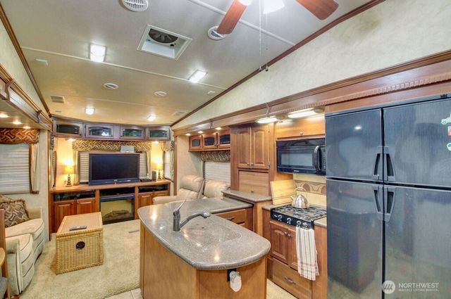 245 Schinn Canyon Court, Deming, WA 98244