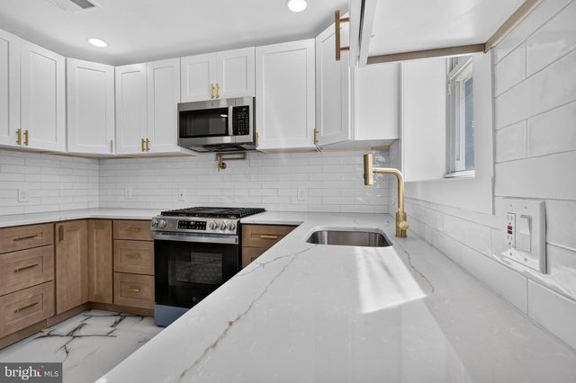 4740 N CAMAC ST, Philadelphia, PA 19141