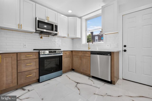4740 N CAMAC ST, Philadelphia, PA 19141