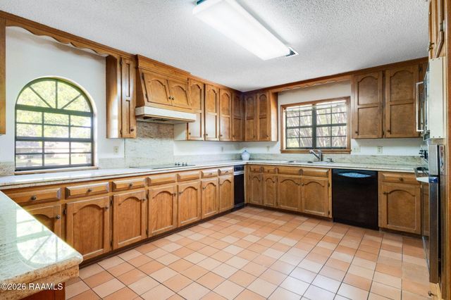 122 Nickerson Parkway, Lafayette, LA 70501