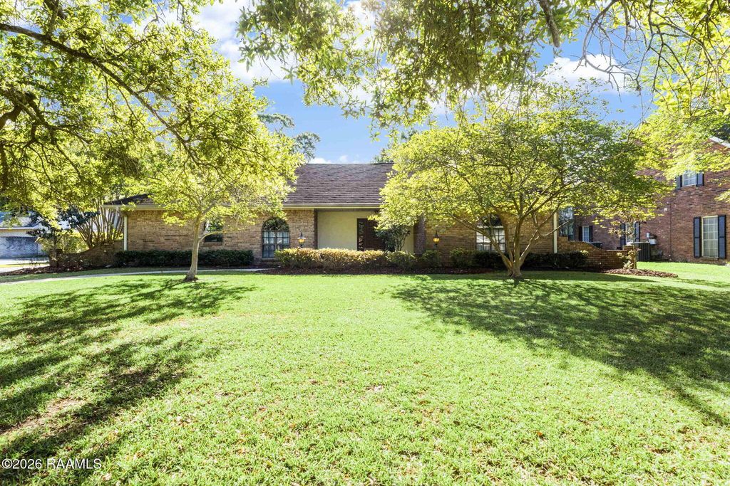 122 Nickerson Parkway, Lafayette, LA 70501
