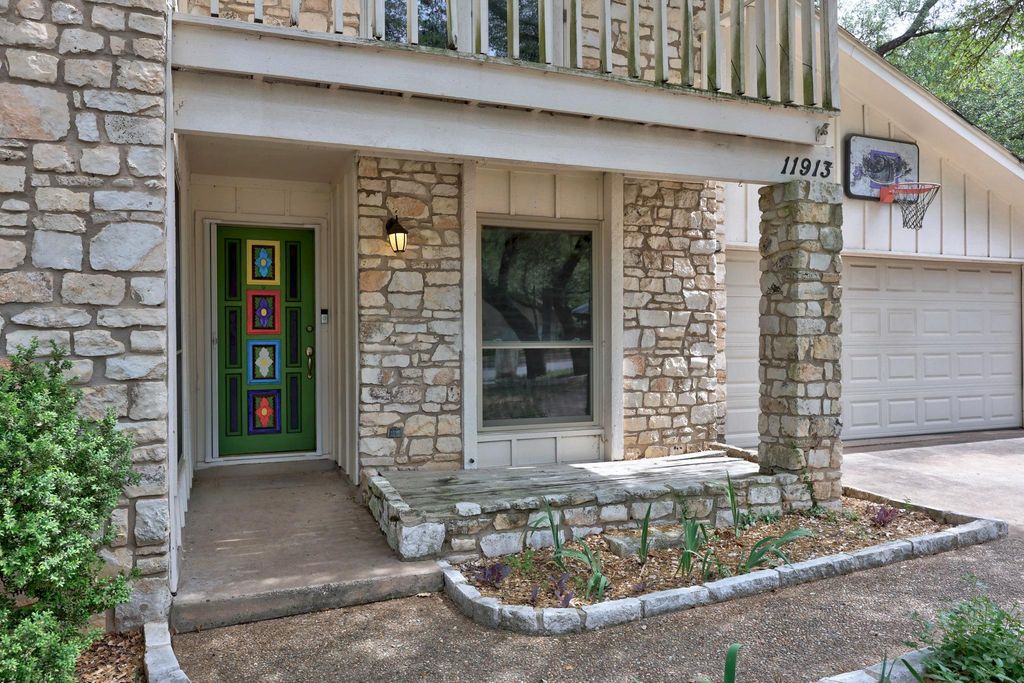 11913 Millwright PKWY, Austin, TX 78750