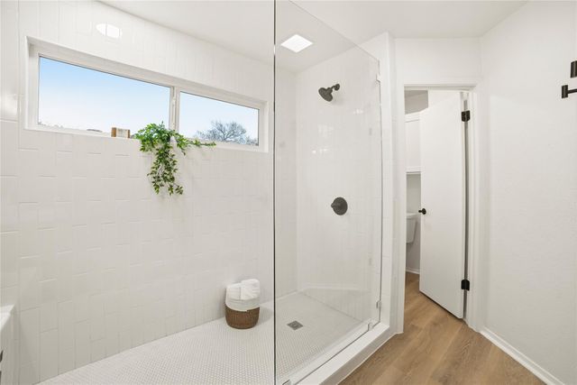 8320 Greenslope DR B, Austin, TX 78759