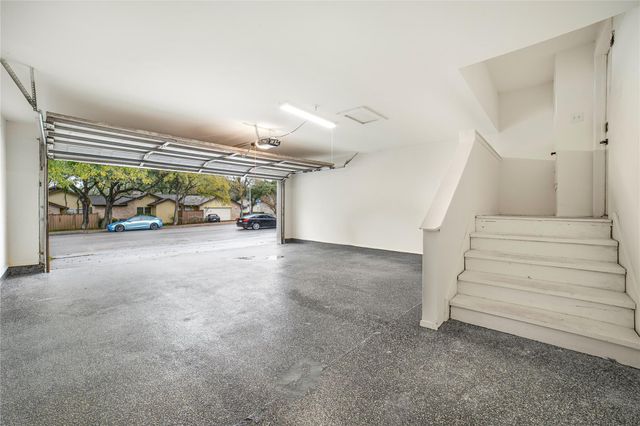 8320 Greenslope DR B, Austin, TX 78759