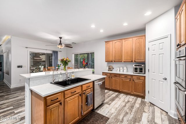 16788 W TETHER Trail, Surprise, AZ 85387