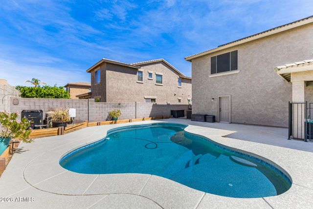 16788 W TETHER Trail, Surprise, AZ 85387