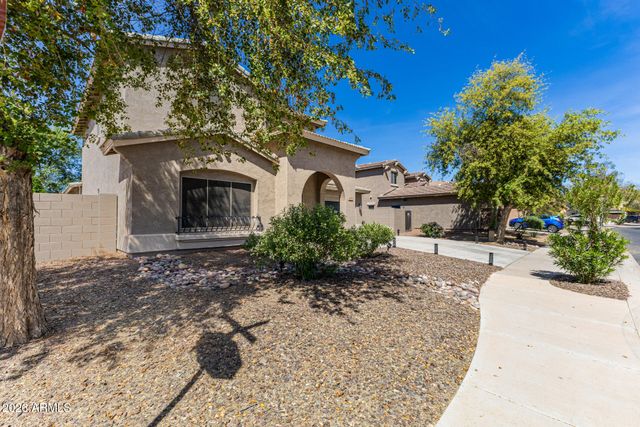 16788 W TETHER Trail, Surprise, AZ 85387