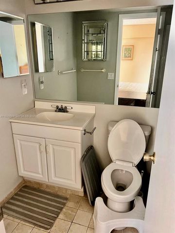 293 Dorset G 293, Boca Raton, FL 33434