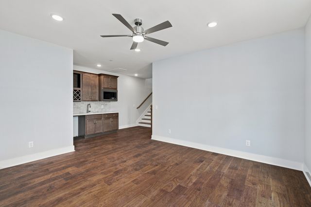 2093 Conductor Ln, Thompsons Station, TN 37179